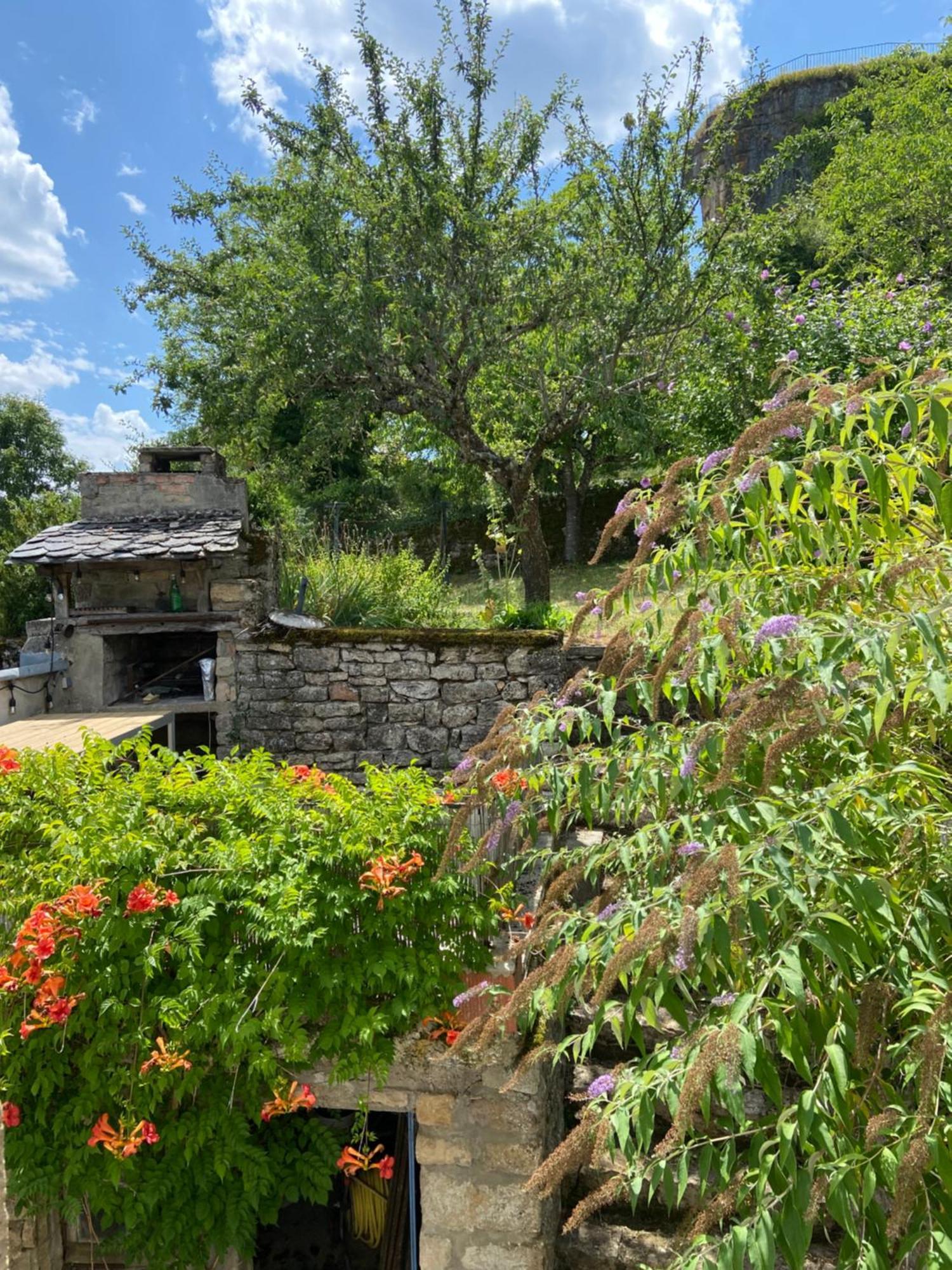 Villa L'Echappee Belle, Vue Panoramique Sur La Campagne à Saint-Saturnin-de-Lenne Extérieur photo